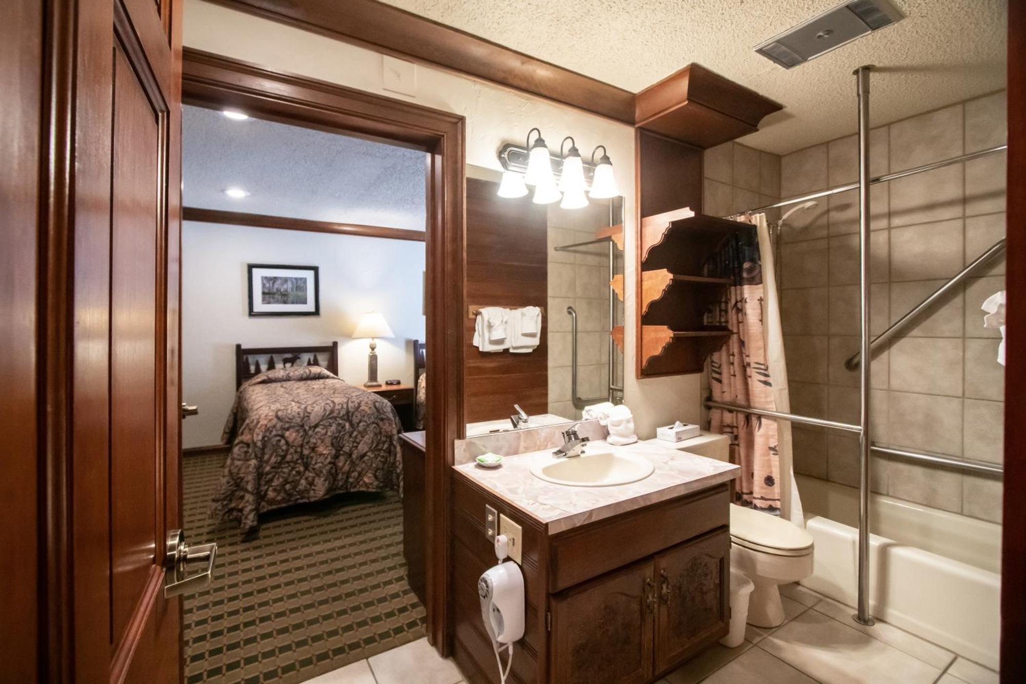 Sunburst Condominiums Steamboat Springs Room photo